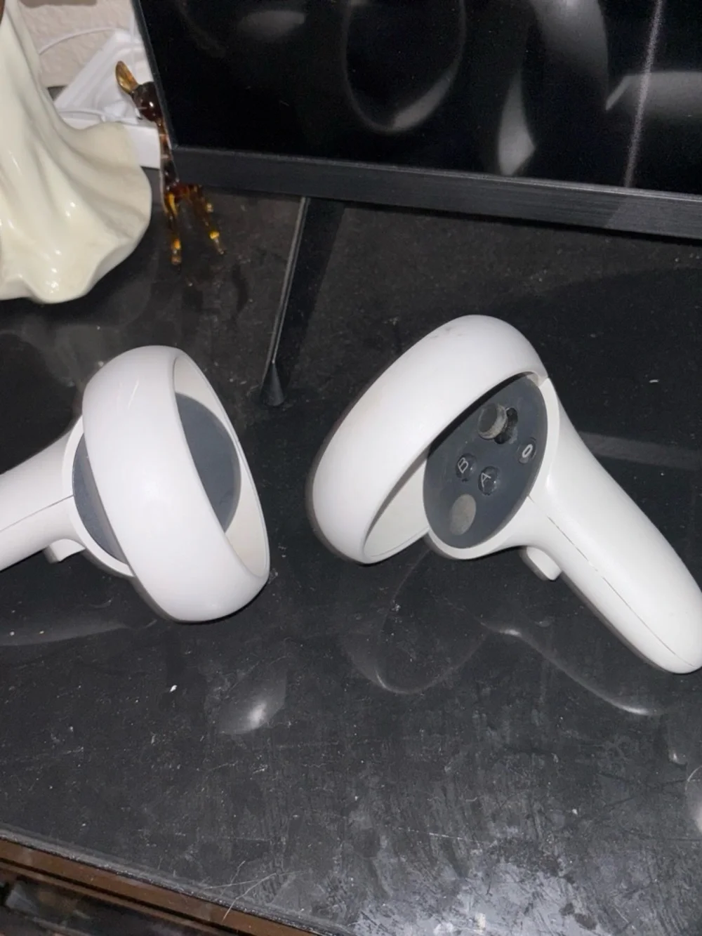 OshKosh B'gosh White Wireless VR Headset with Two White Controllers